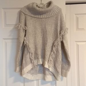 100. Reitmans Fringe Turtleneck Sweater M